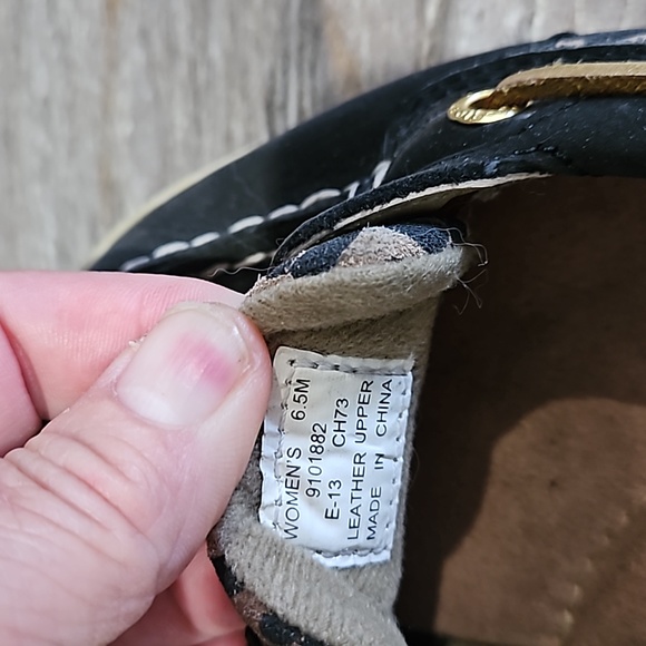 Sperry boat shoe size 6.5 color black and leopard - Picture 6 of 8